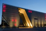 Forma wyzwaniem dla materiału ? Muzeum Historii Żydów Polskich